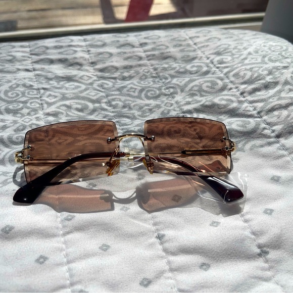 Ambassador Accessories - Ambassador Brand Sunglasses - Rectangular Frames